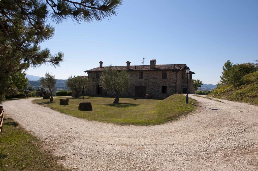 Agriturismo Tenuta Di Biscina Exteriör bild
