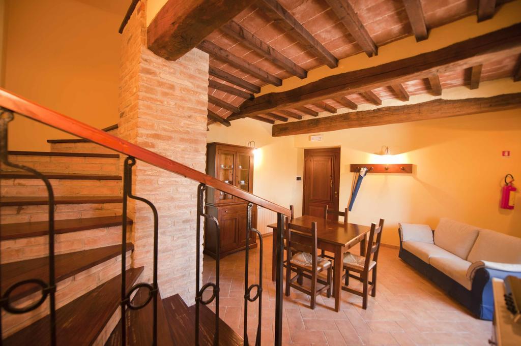 Agriturismo Tenuta Di Biscina Rum bild
