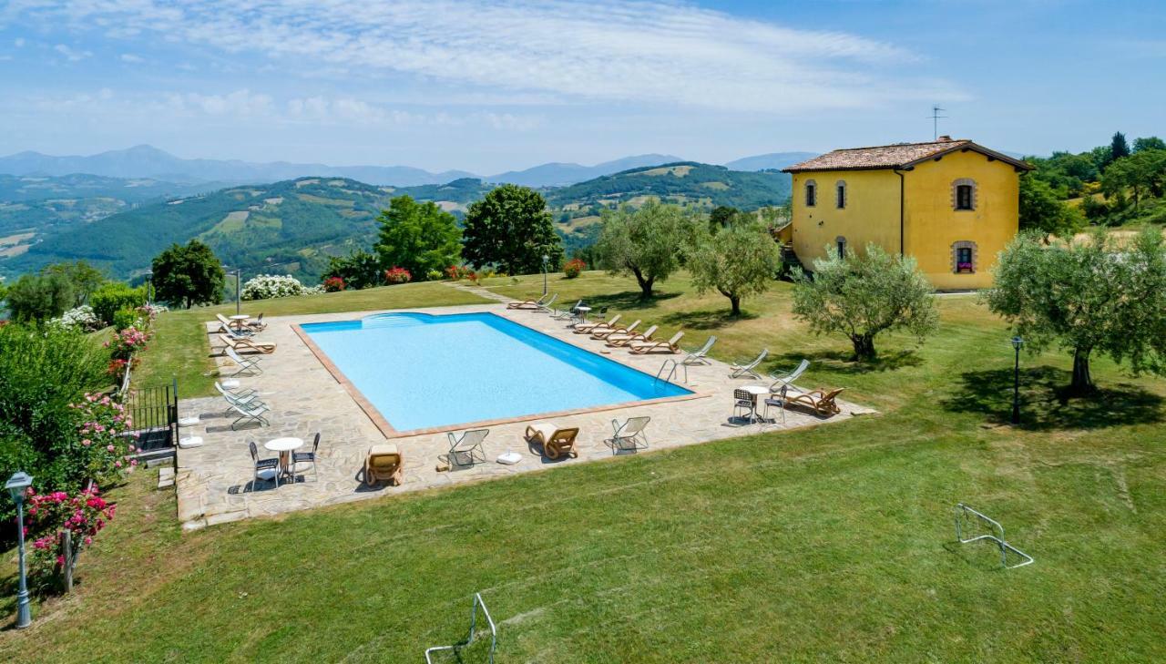 Agriturismo Tenuta Di Biscina Exteriör bild